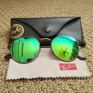 Ray-Ban